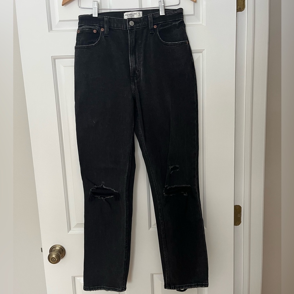 Abercrombie and Fitch | The ankle straight ultra high-rise jeans—27/4L